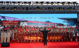  斯特拉斯堡主场庆祝建队百年华诞  